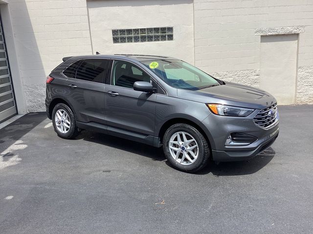 2022 Ford Edge 