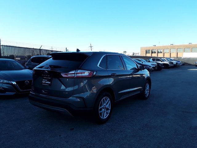 2022 Ford Edge 