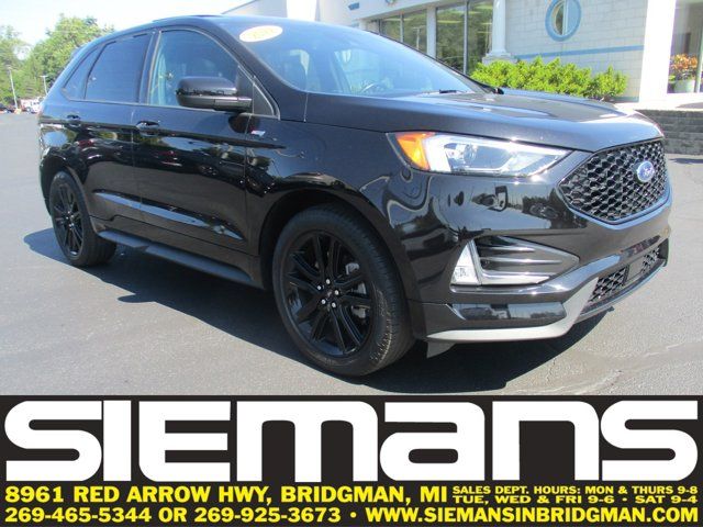 2022 Ford Edge 