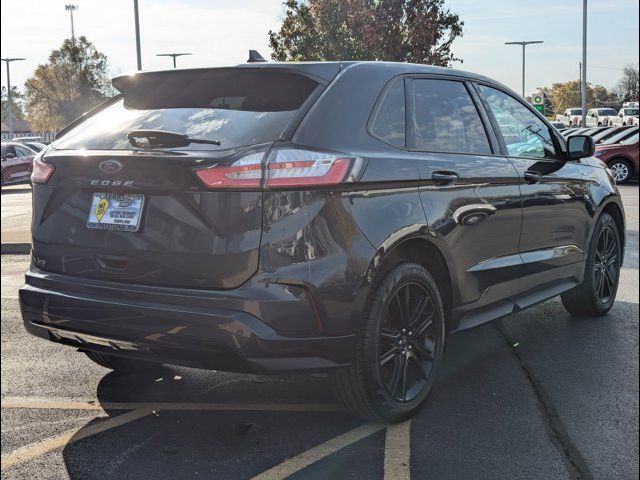 2022 Ford Edge ST Line