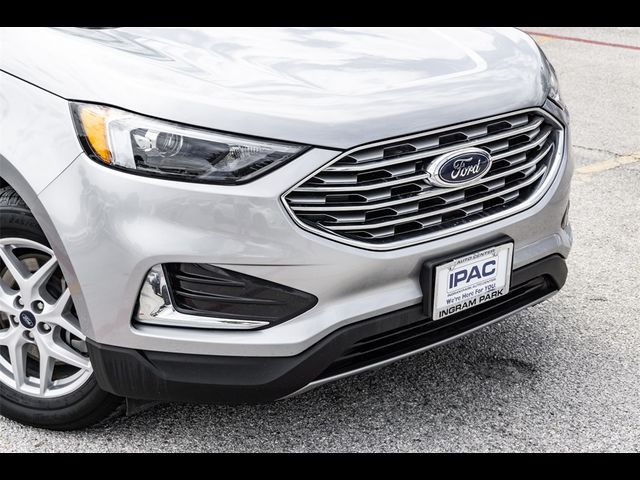 2022 Ford Edge 