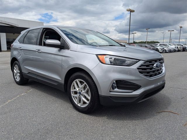 2022 Ford Edge 