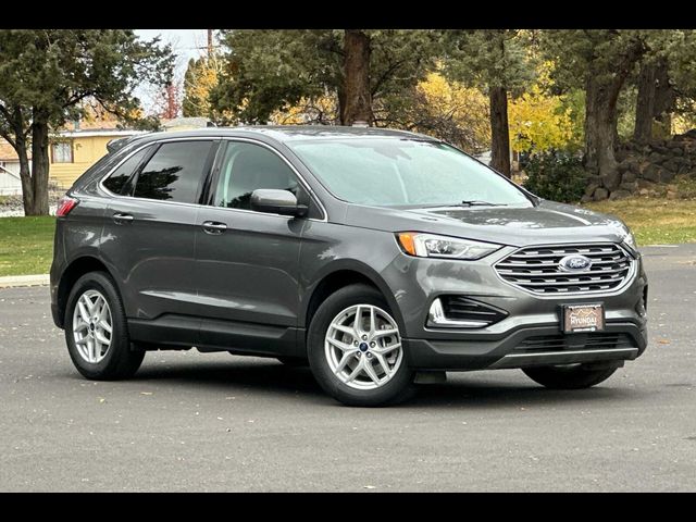 2022 Ford Edge 