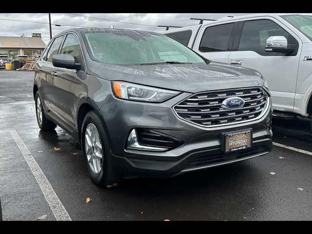 2022 Ford Edge 