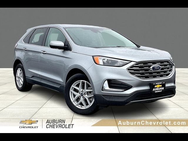 2022 Ford Edge 