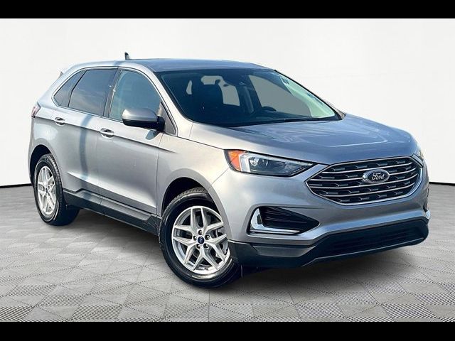 2022 Ford Edge 