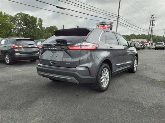 2022 Ford Edge 