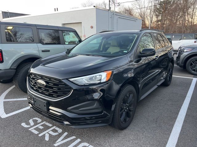 2022 Ford Edge SE