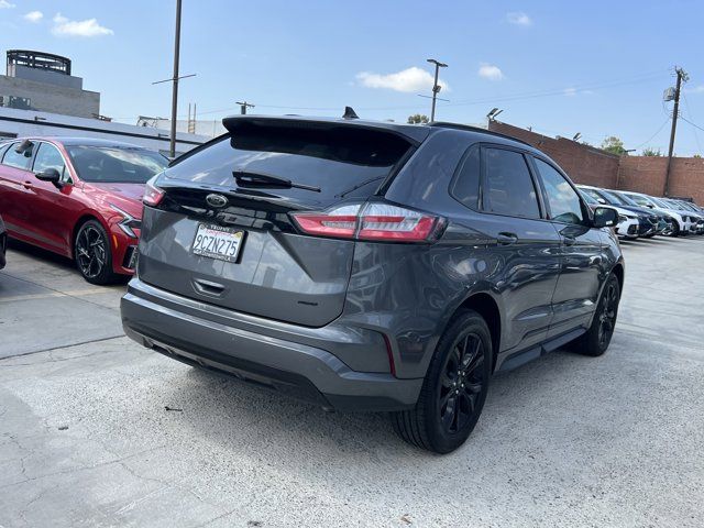 2022 Ford Edge SE