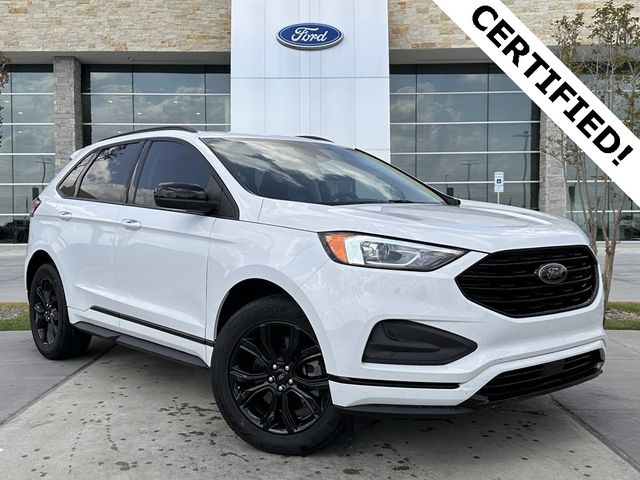 2022 Ford Edge SE