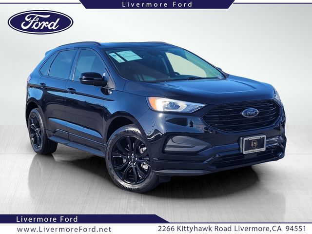 2022 Ford Edge SE