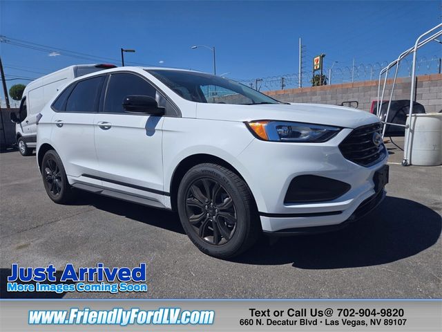 2022 Ford Edge SE