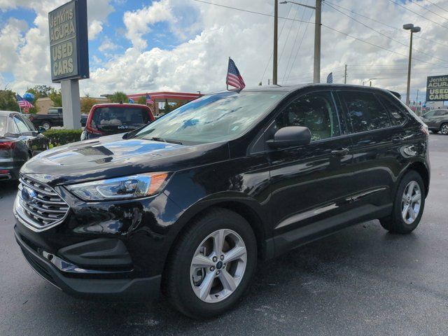 2022 Ford Edge SE