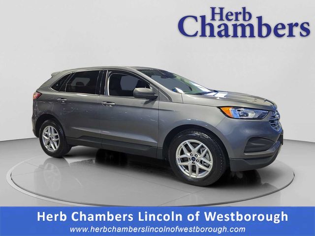 2022 Ford Edge SE