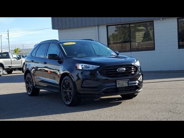 2022 Ford Edge SE