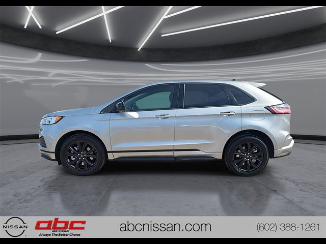 2022 Ford Edge SE