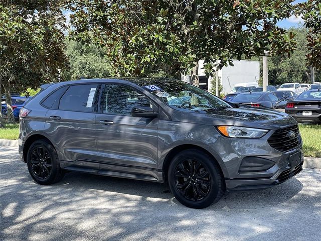 2022 Ford Edge SE