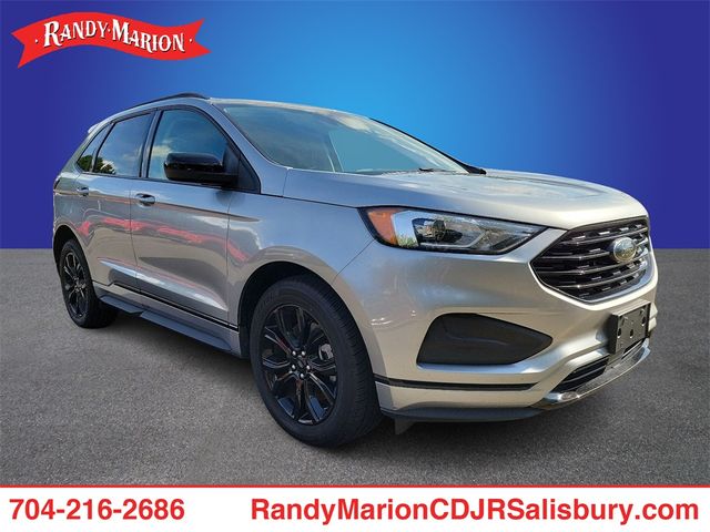 2022 Ford Edge SE