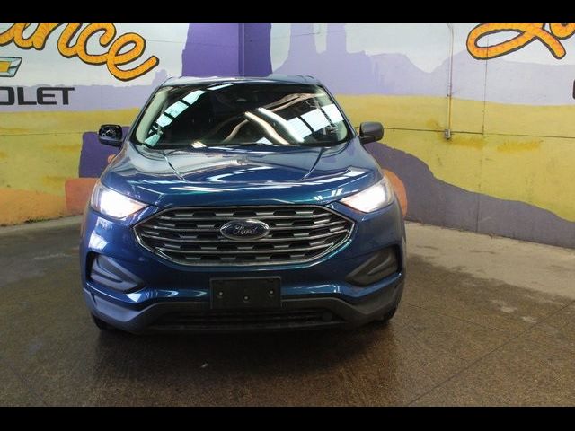 2022 Ford Edge SE