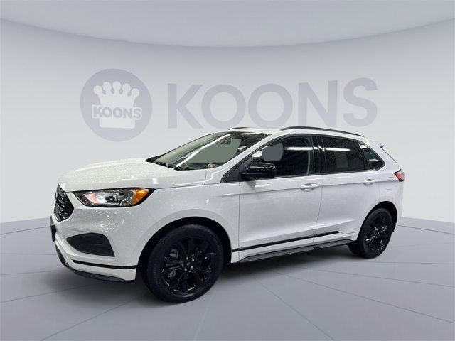 2022 Ford Edge SE