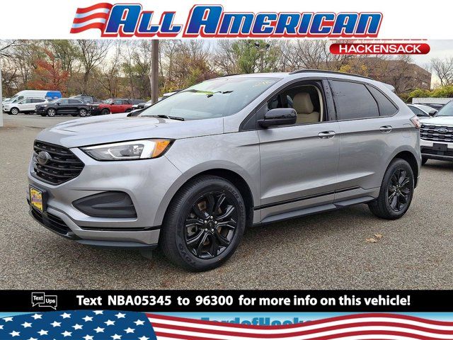 2022 Ford Edge SE