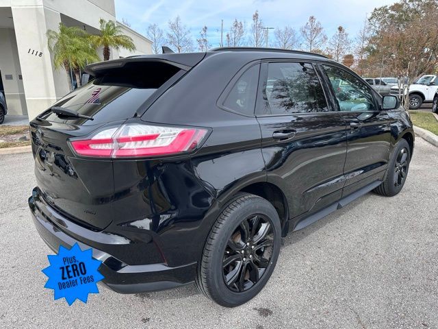 2022 Ford Edge SE