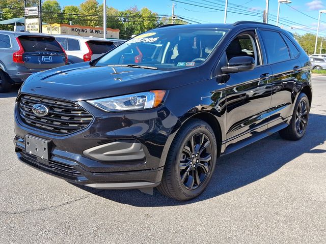 2022 Ford Edge SE