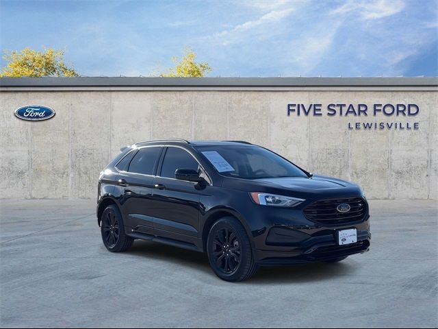 2022 Ford Edge SE