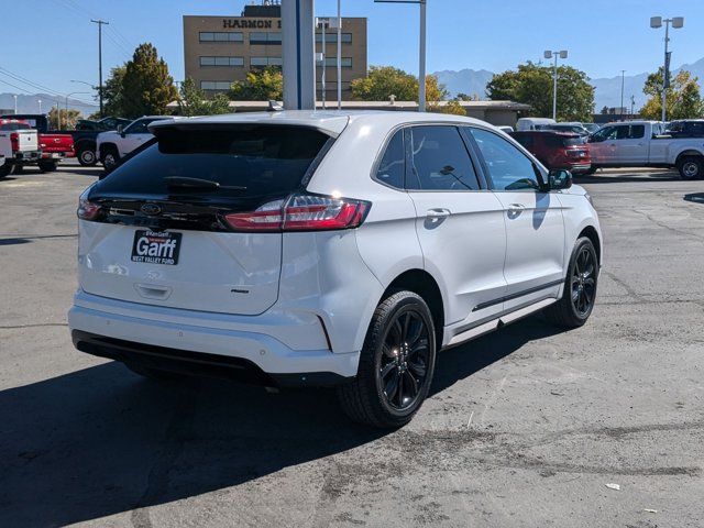 2022 Ford Edge SE