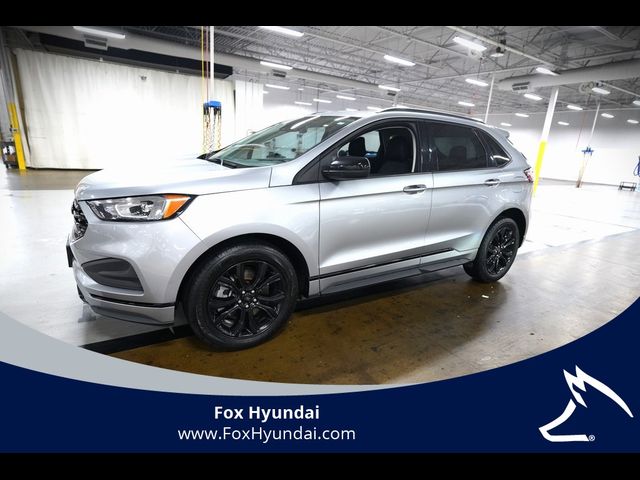 2022 Ford Edge SE