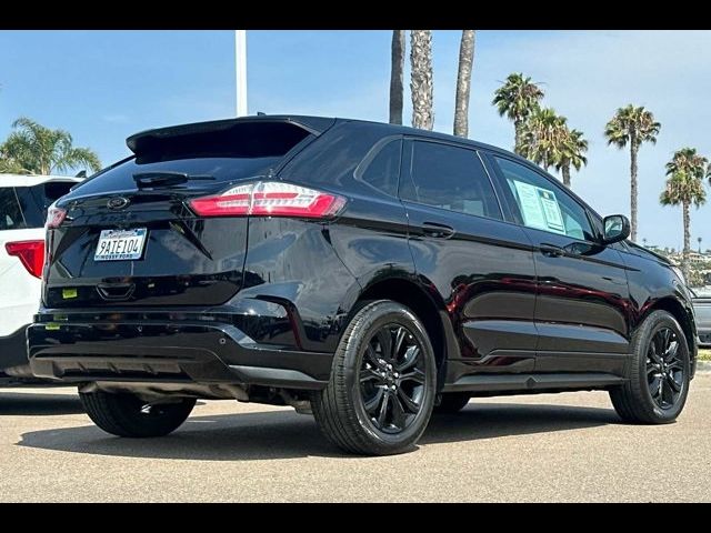 2022 Ford Edge SE