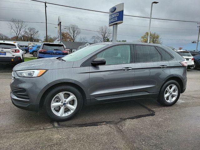 2022 Ford Edge SE