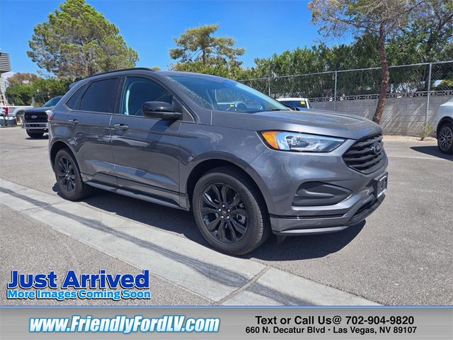 2022 Ford Edge SE