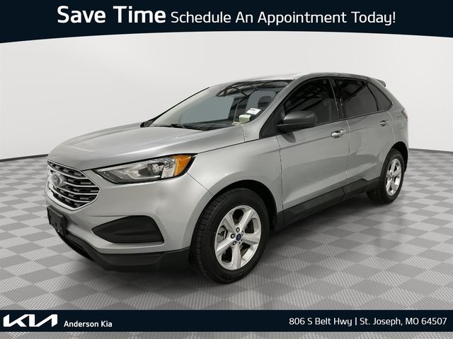 2022 Ford Edge SE