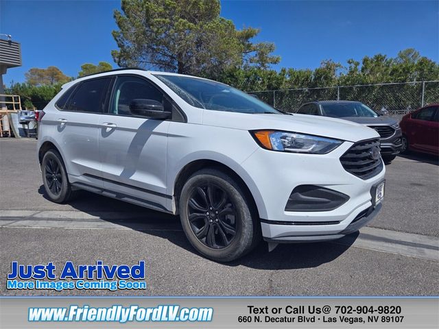 2022 Ford Edge SE