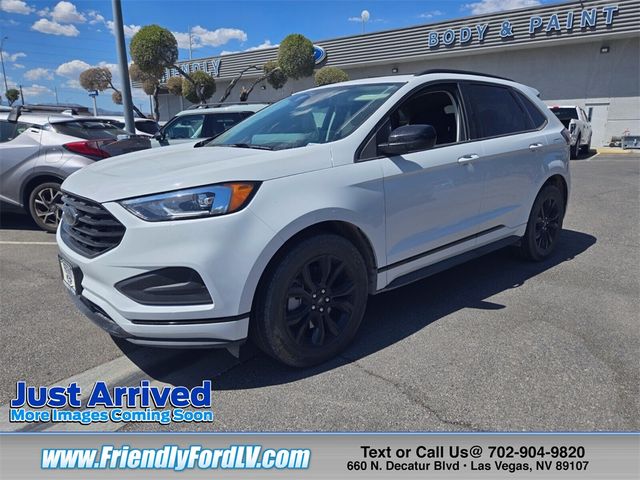 2022 Ford Edge SE