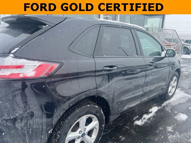 2022 Ford Edge SE