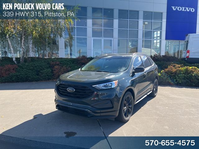 2022 Ford Edge SE