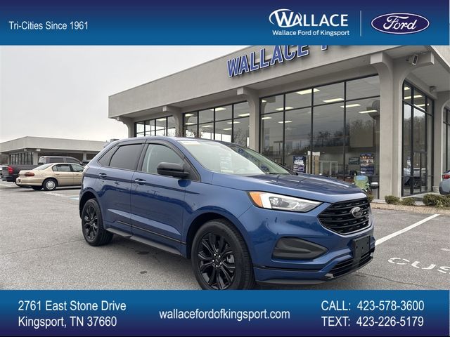 2022 Ford Edge SE