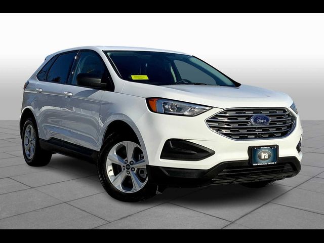 2022 Ford Edge SE