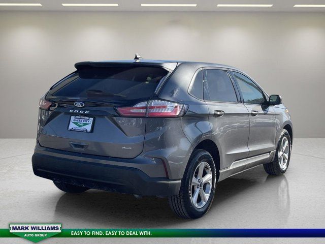 2022 Ford Edge SE