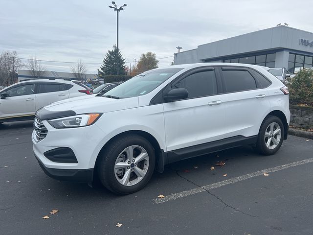 2022 Ford Edge SE