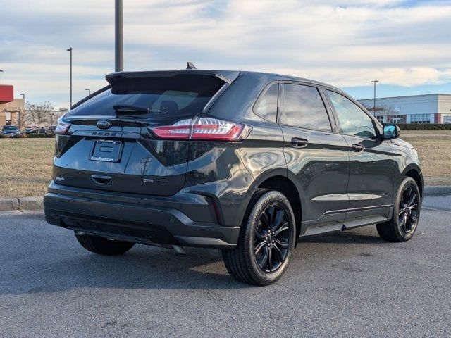 2022 Ford Edge SE