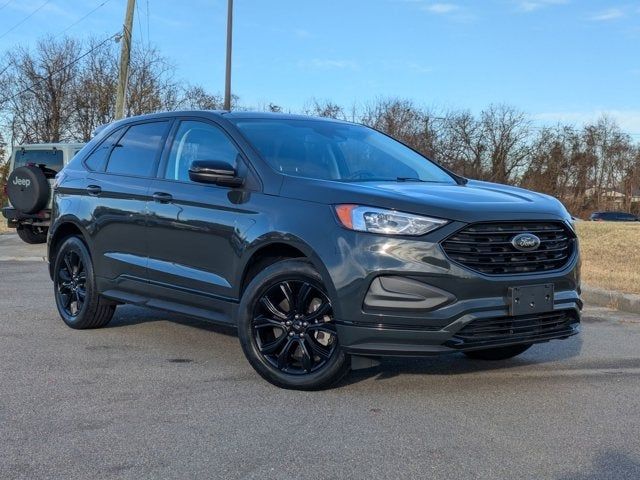 2022 Ford Edge SE