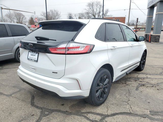 2022 Ford Edge SE