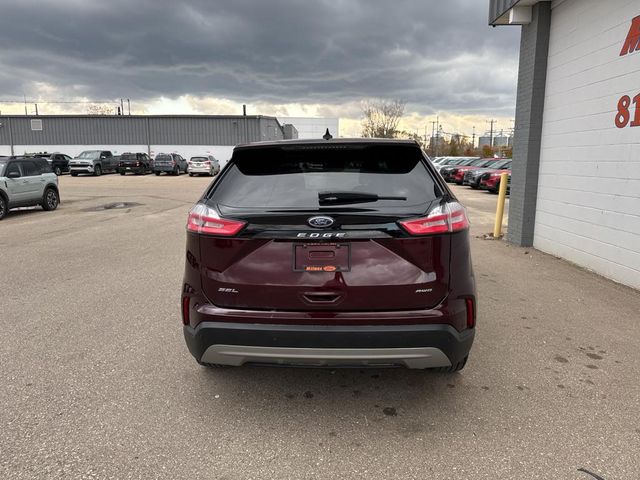 2022 Ford Edge SEL