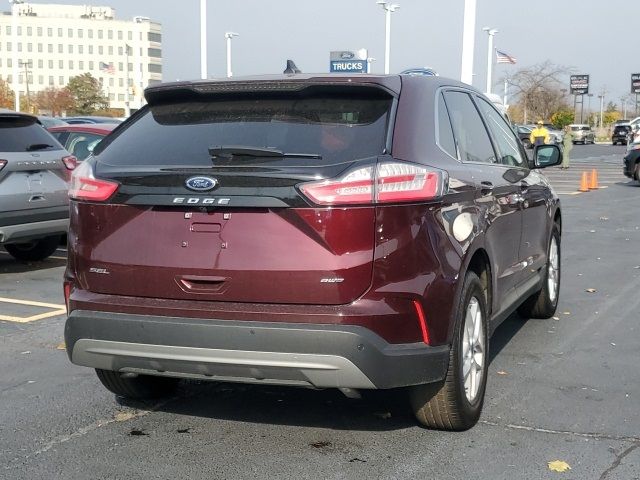 2022 Ford Edge SEL