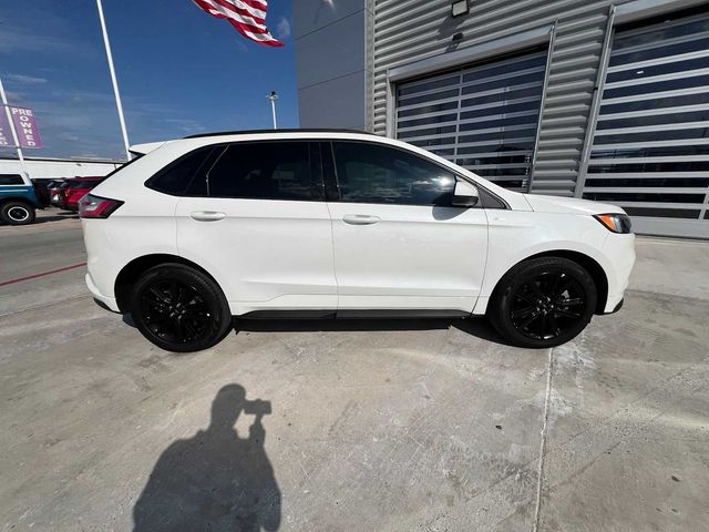 2022 Ford Edge ST Line