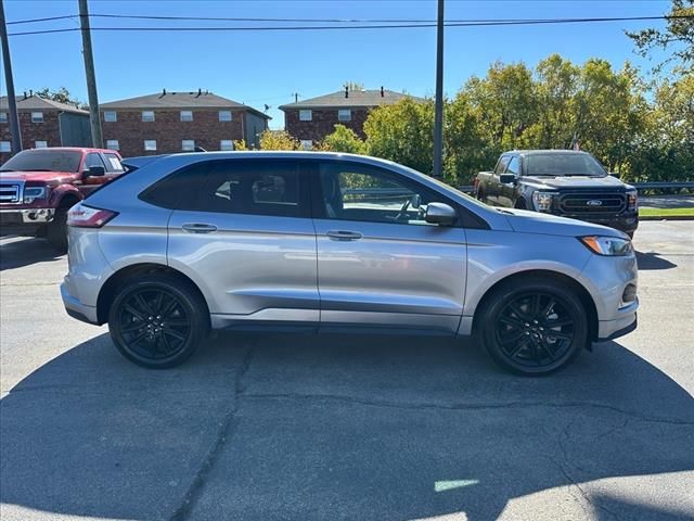 2022 Ford Edge ST Line