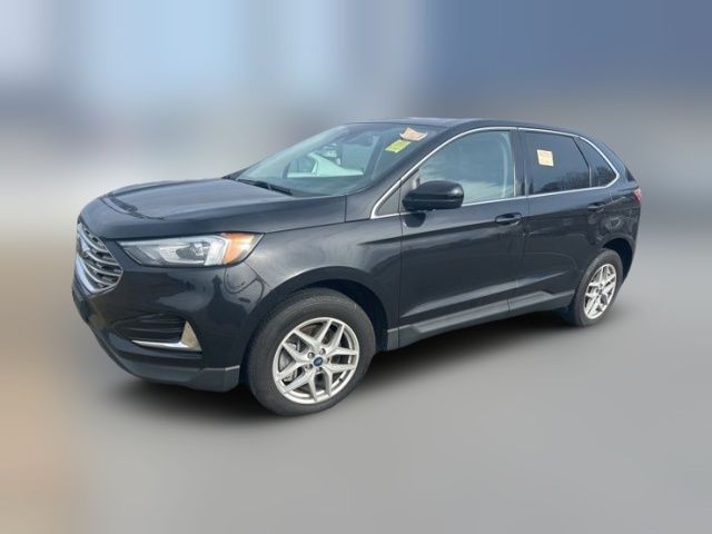 2022 Ford Edge 